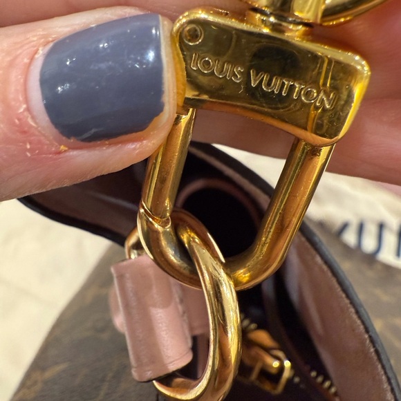 Louis Vuitton Neonoe Monogram MM bucket Shoulder Bag with Rose Poudre leather - Picture 7 of 16